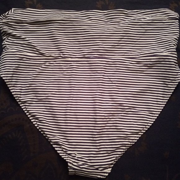 Bond-Eye Australia NipTuck Striped Bikini Set Sz 12 D/DD - Picture 7 of 14